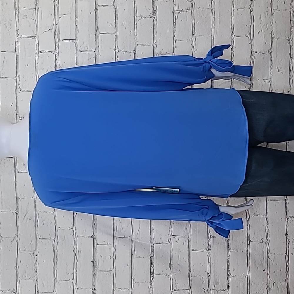 CeCe Flowy V-Neck Long Sleeve Bow Tie-Cuff Blouse in Tropic Night Blue - NWT - Picture 5 of 17